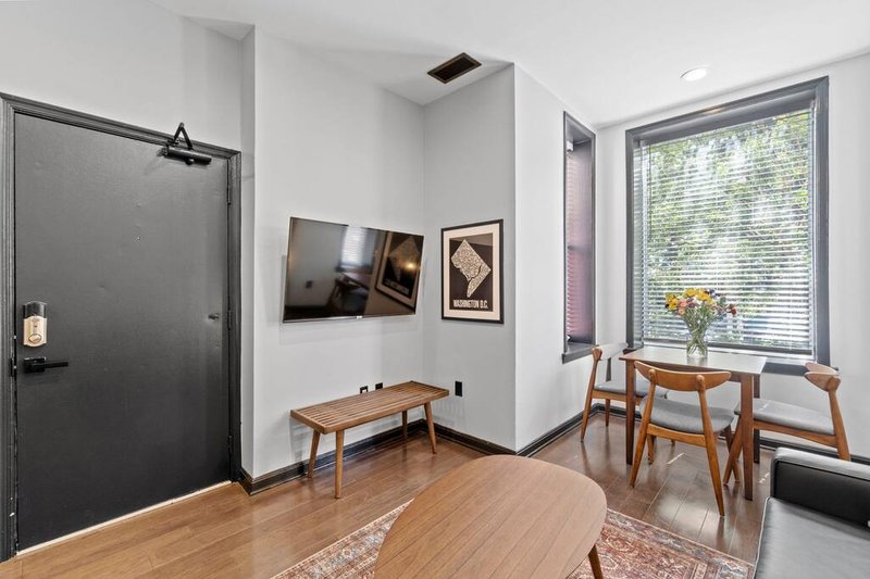 Shaw 1BR + Patio · Monthly · Pets OK · Metro – Photo 11