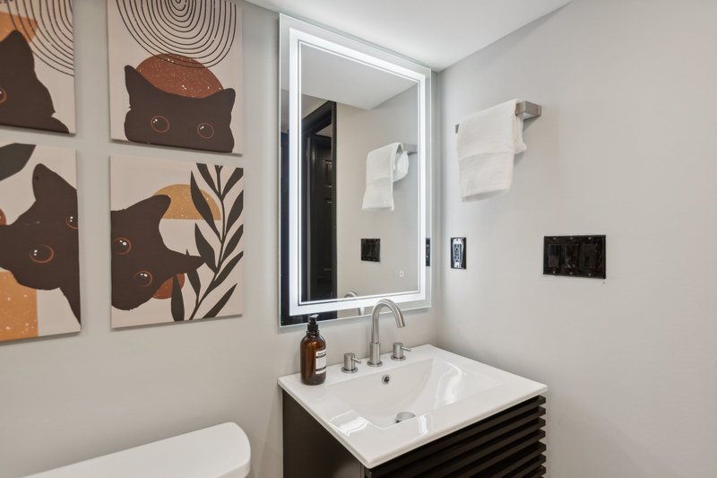 Furnished Shaw 2BR · Monthly · Walk to Metro – Photo 15